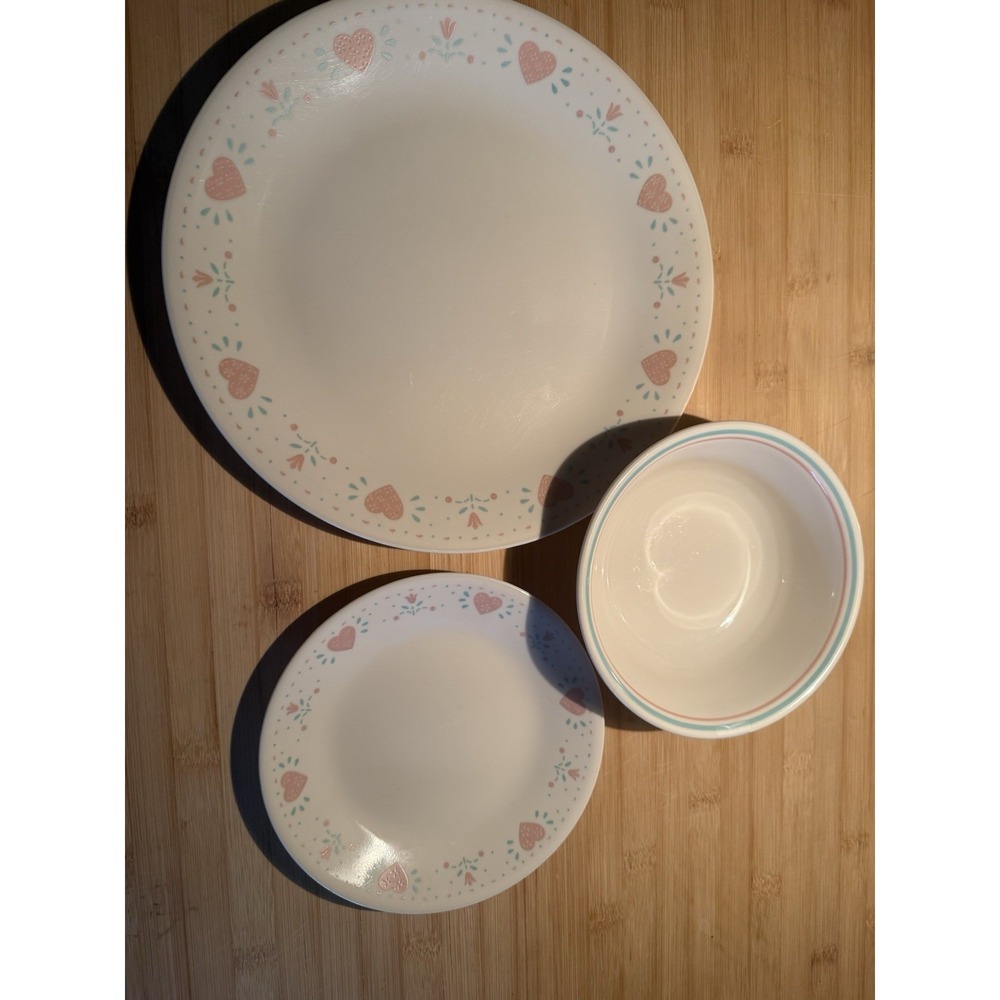 Corelle Pink Hearts 3-Piece Glass Dinner Set - Plate, Salad Plate, Bowl